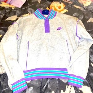Vintage Nike Womens Pullover Sweatshirt